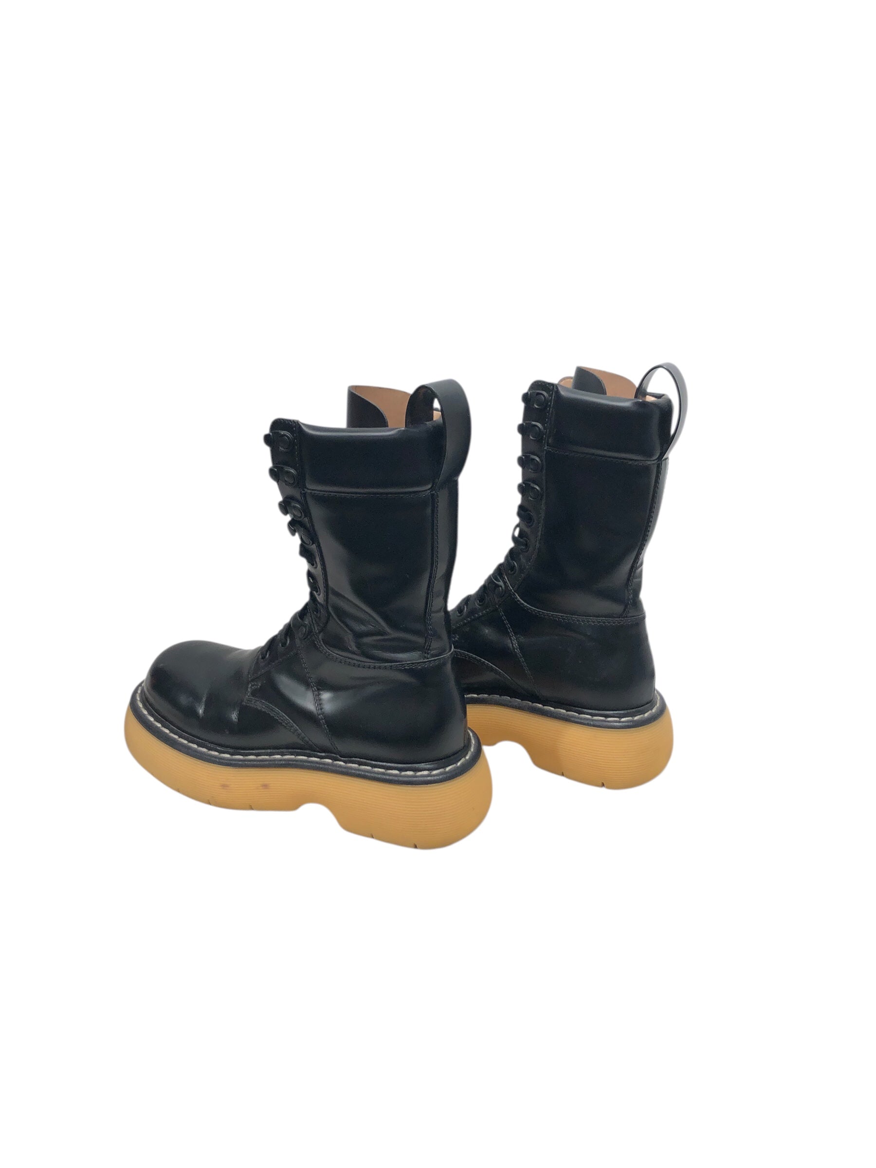 BOTTEGA VENETA/Lace Up Boots/Leather/BLK/8 Hole/ view 2