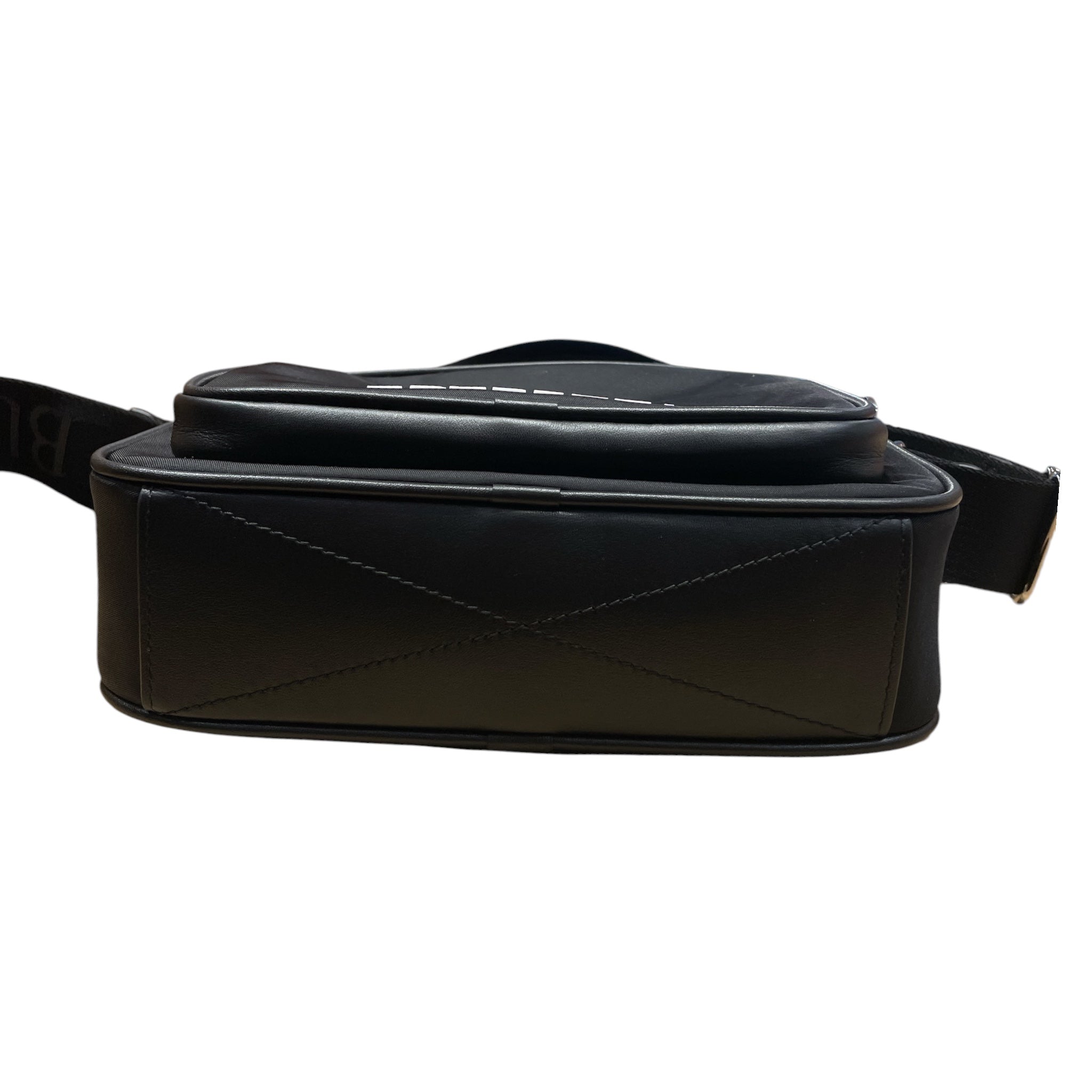 BURBERRY/Cross Body Bag/Cotton/BLK/raised lettering view 4