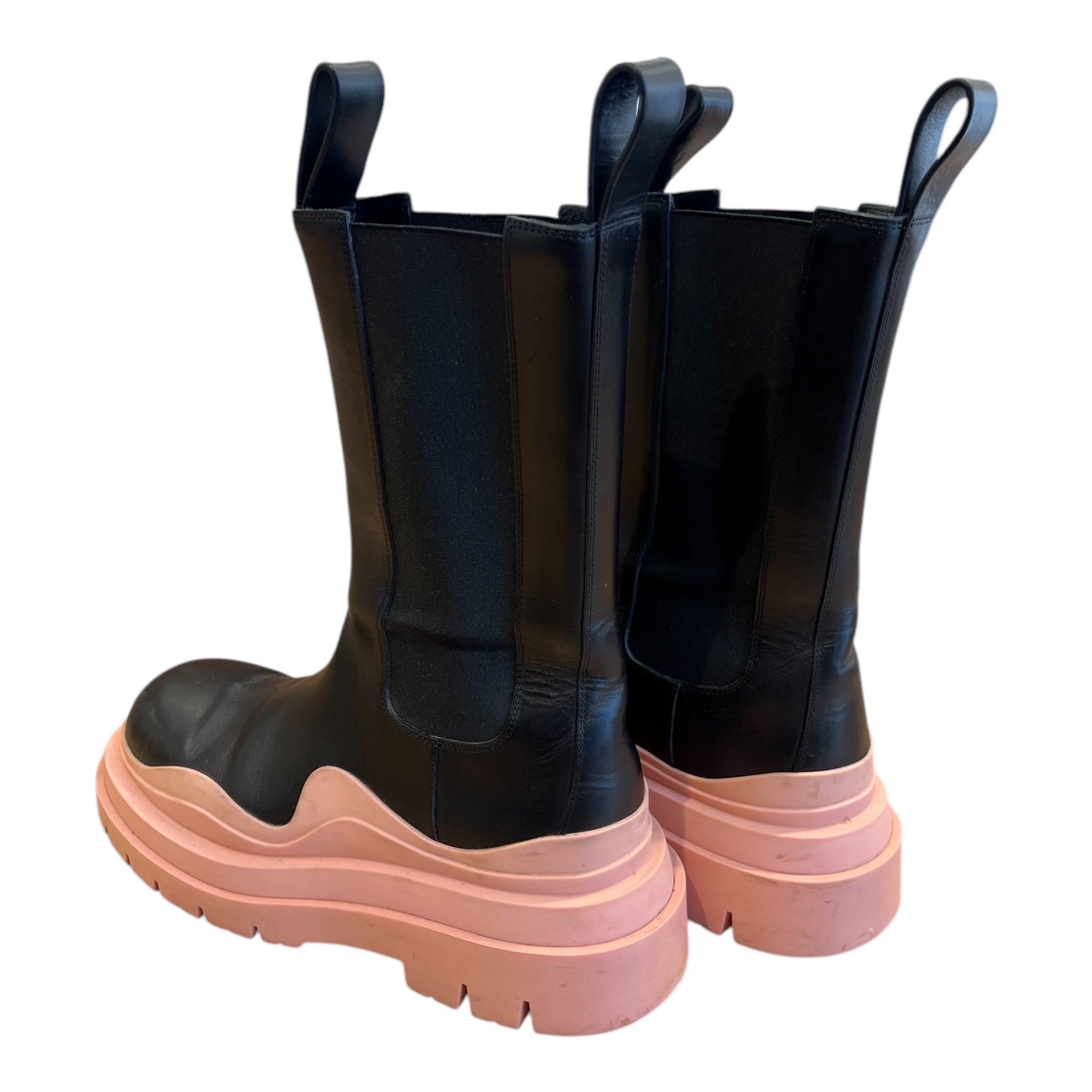 BOTTEGA VENETA/Rain Boots/EU 39/Leather/BLK/SALMON PINK SOLE view 2