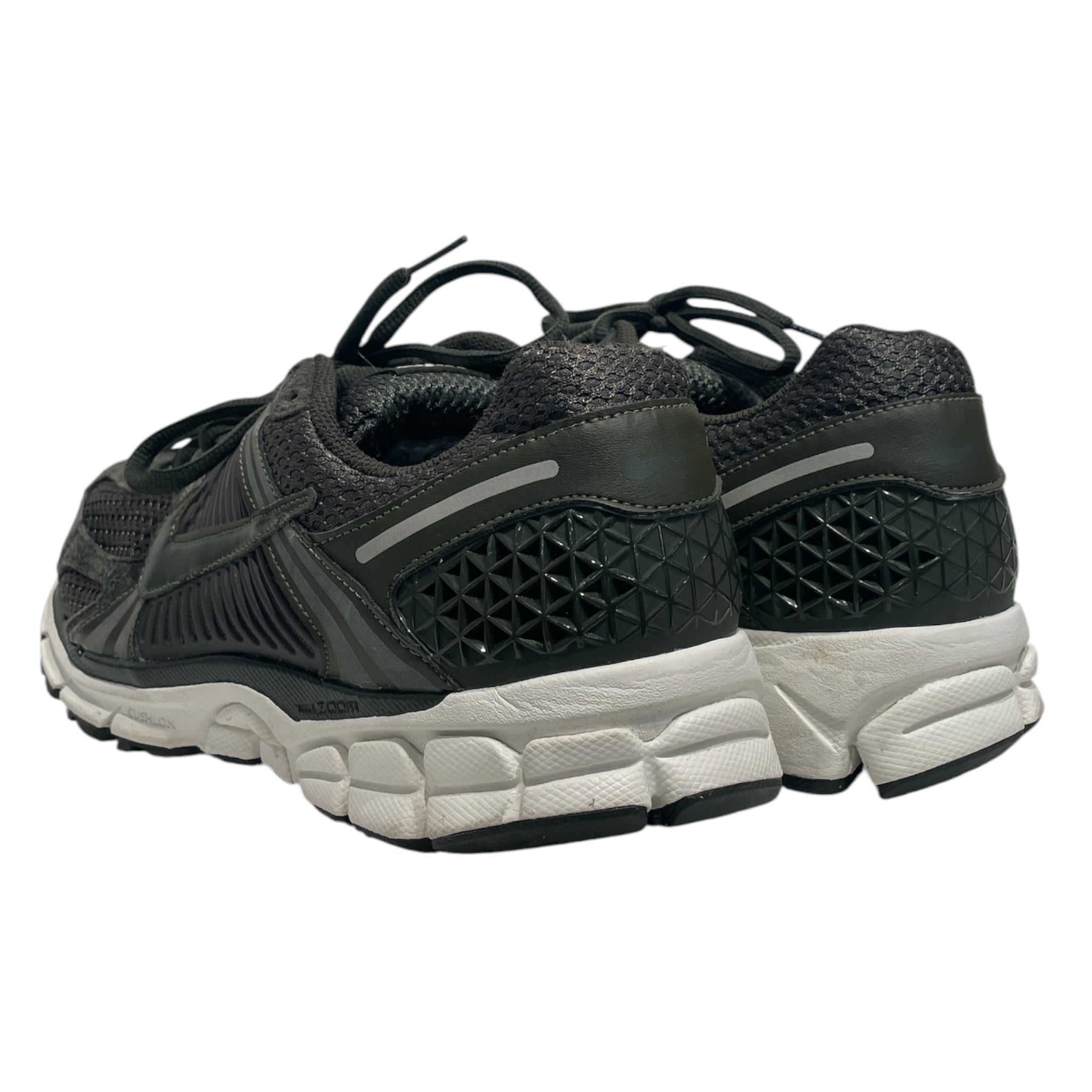 NIKE/Low-Sneakers/US 13.5/GRN/vomero 5 view 2