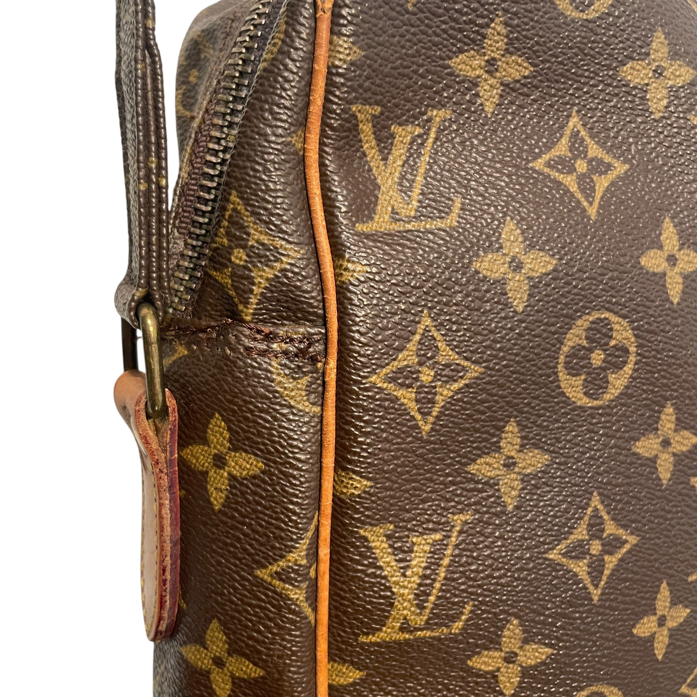 LOUIS VUITTON/Cross Body Bag/Monogram/Leather/BRW/Danube MM view 4