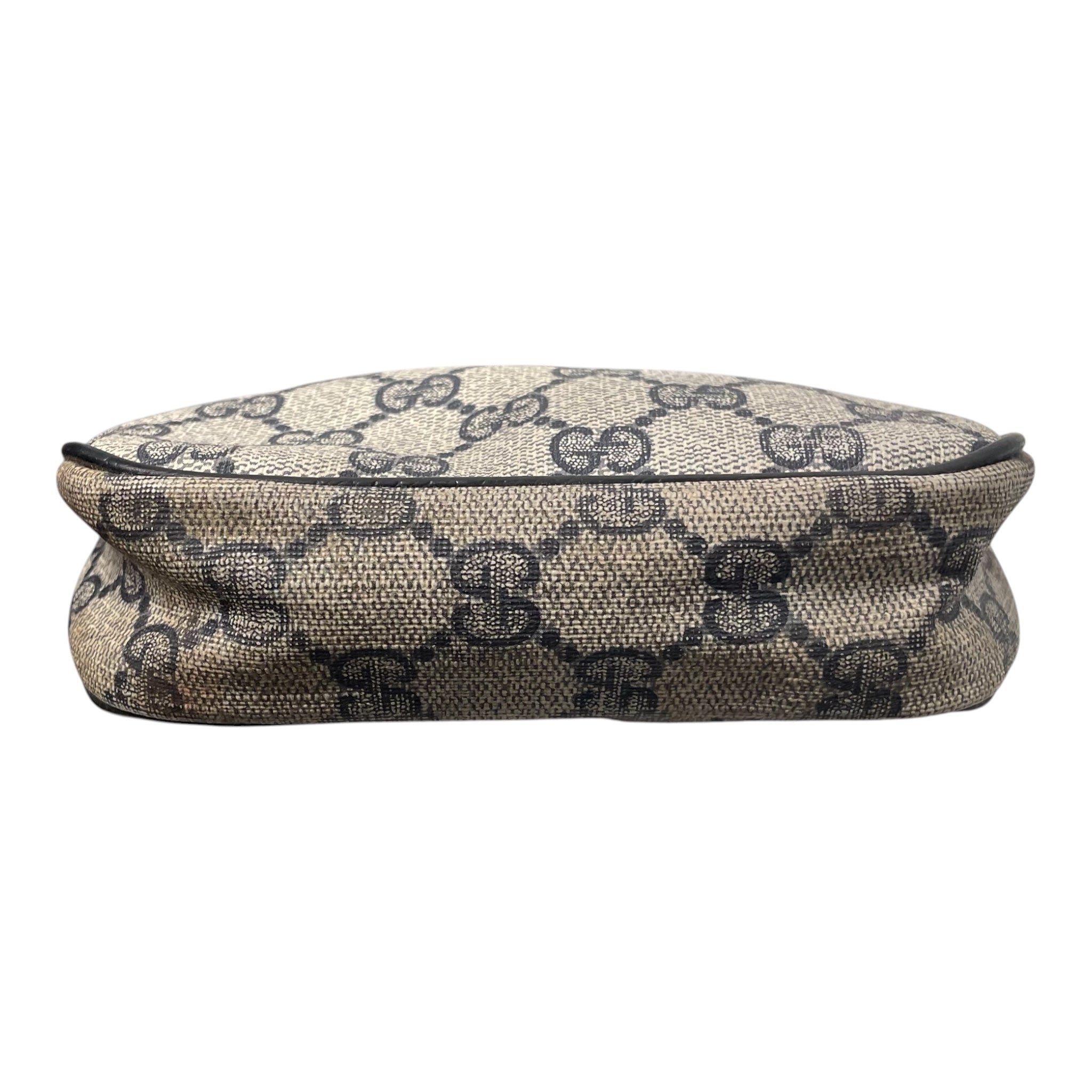GUCCI///Pouch/--/All Over Print/Leather/GRY/W [Designers] Design/pouch view 3