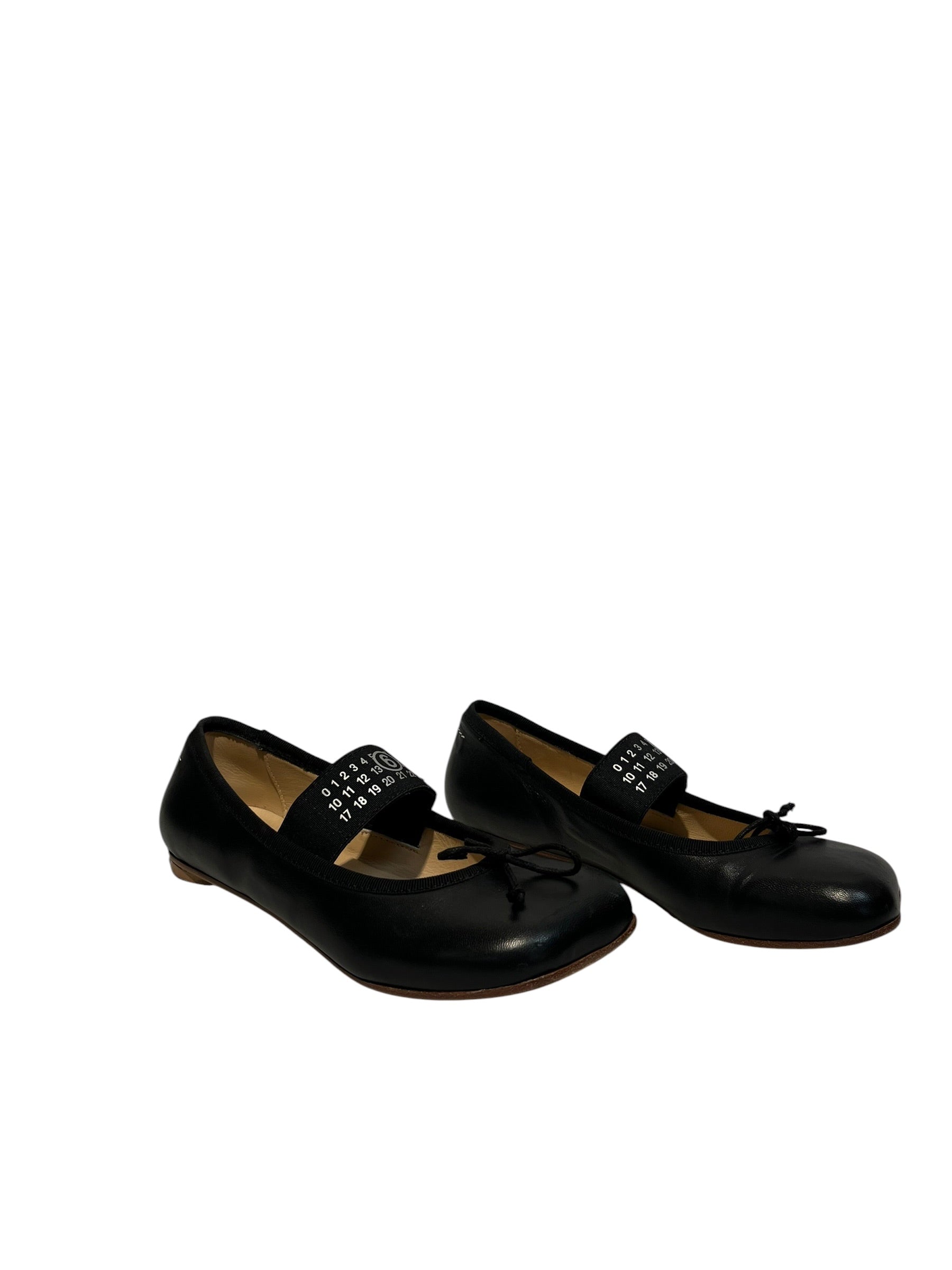 MM6/Flat Shoes/EU 34/Leather/BLK/ view 1