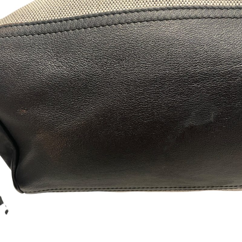 GIVENCHY/Cross Body Bag/Border/MLT/TRIM LEATHER CROSS BODY BAG