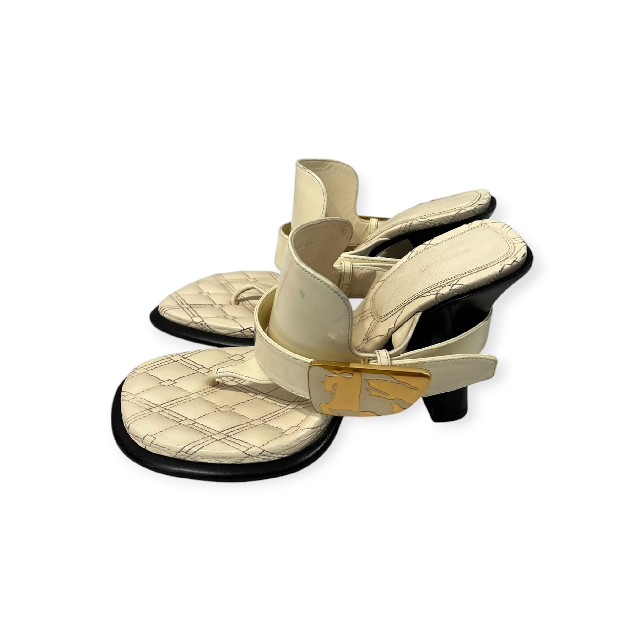 BURBERRY/Heels/EU 40/Leather/WHT/Square-Toe/GOLD BUCKLE STRAP BLACK HEEL view 3