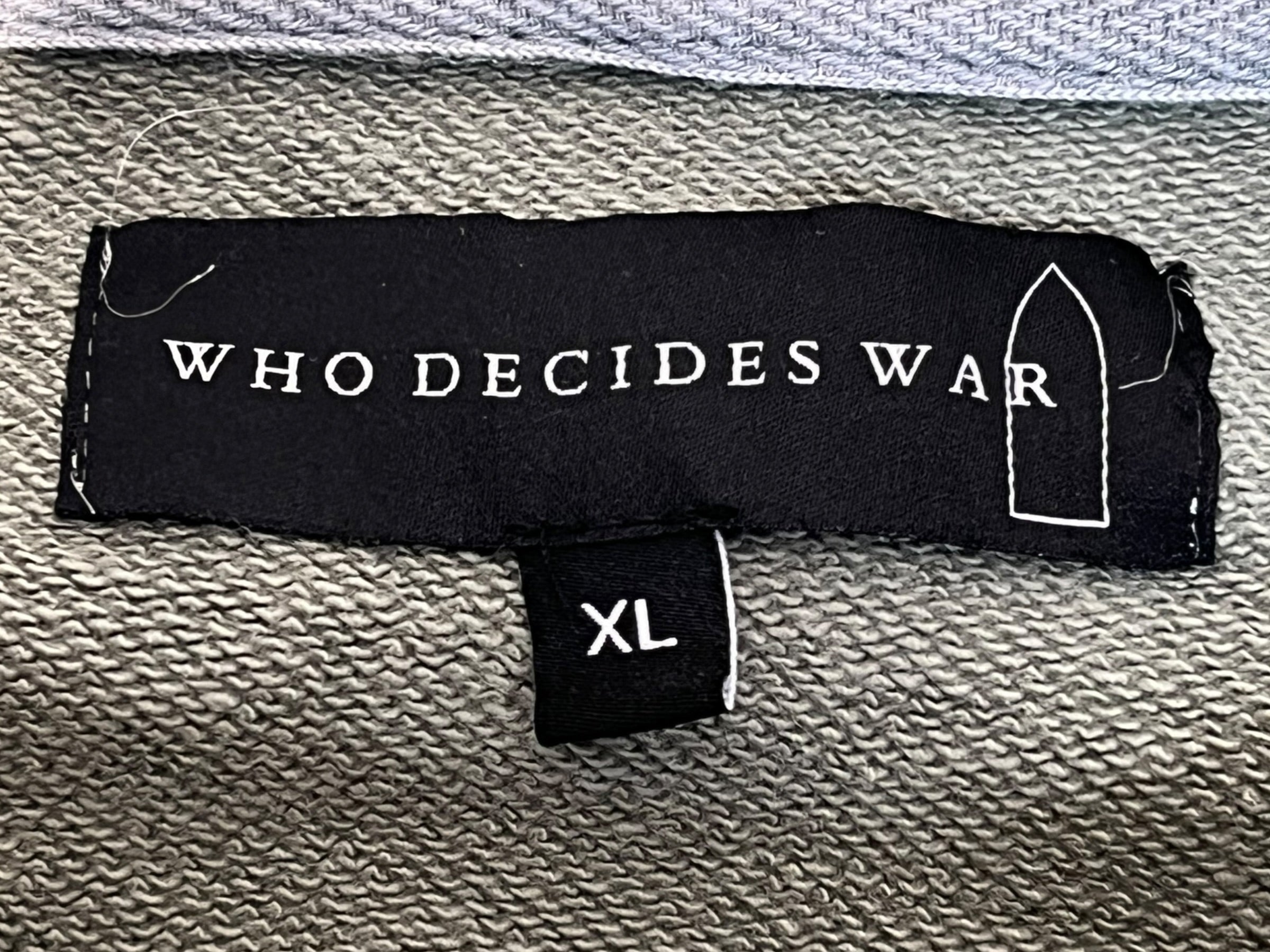 WHO DECIDES WAR/Hoodie/XL/Graphic/Cotton/GRN/garden glass hoodie, distress view 3