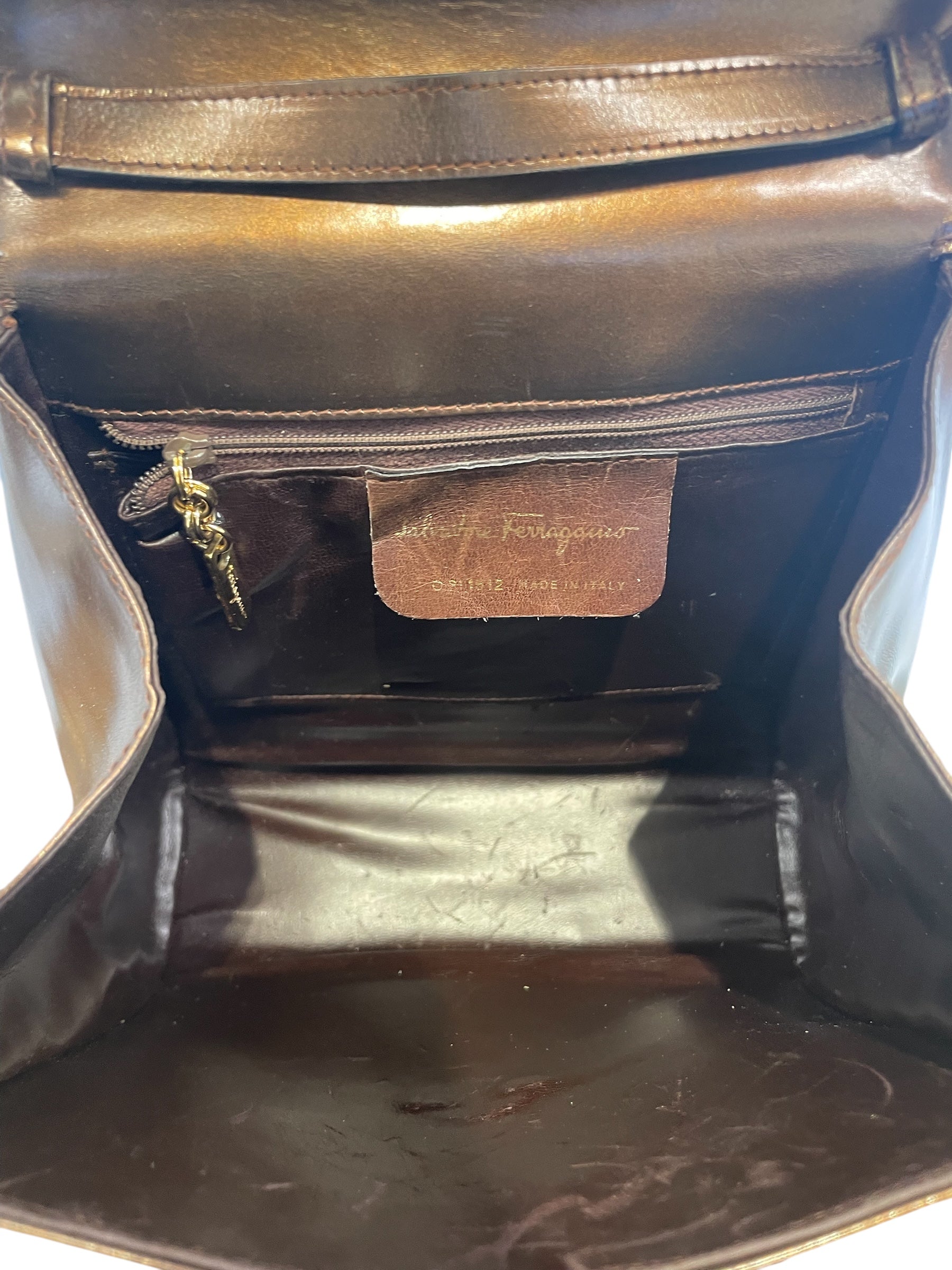 Salvatore Ferragamo/Cross Body Bag/OS/Leather/BRW/vtg brown gold links view 9