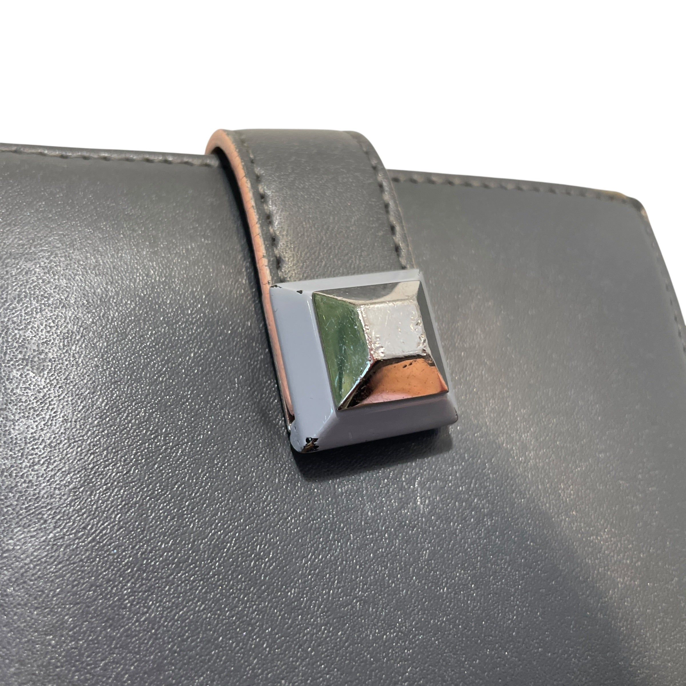 FENDI/Wallet/Leather/GRY/Grey Pyramid Stud Snap Closure view 3