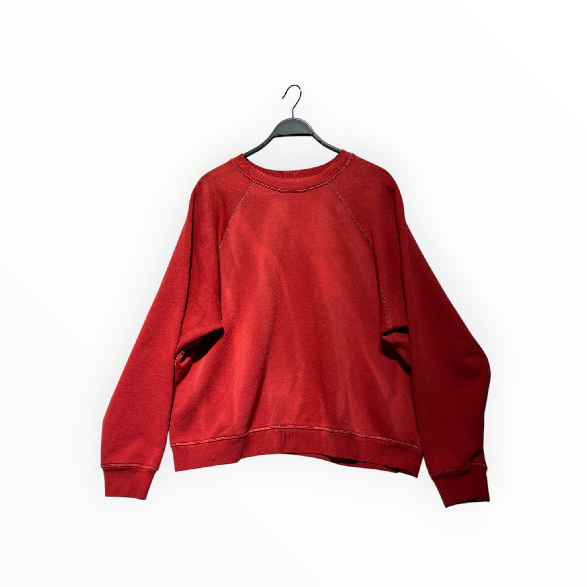 YUREMANE/Sweatshirt/2/Cotton/RED/skyline view 1