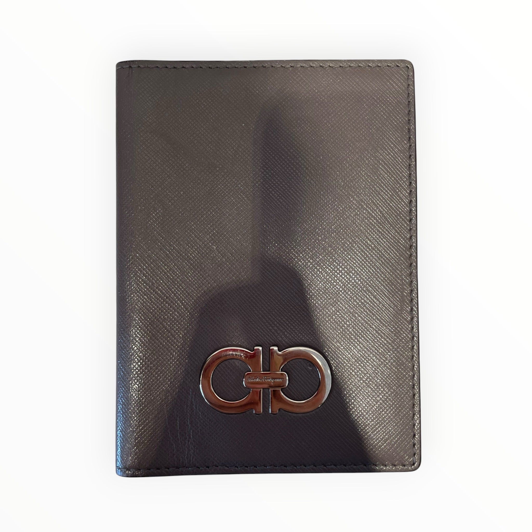 Salvatore Ferragamo/Wallet/Leather/GRY/M's/passport compact view 1