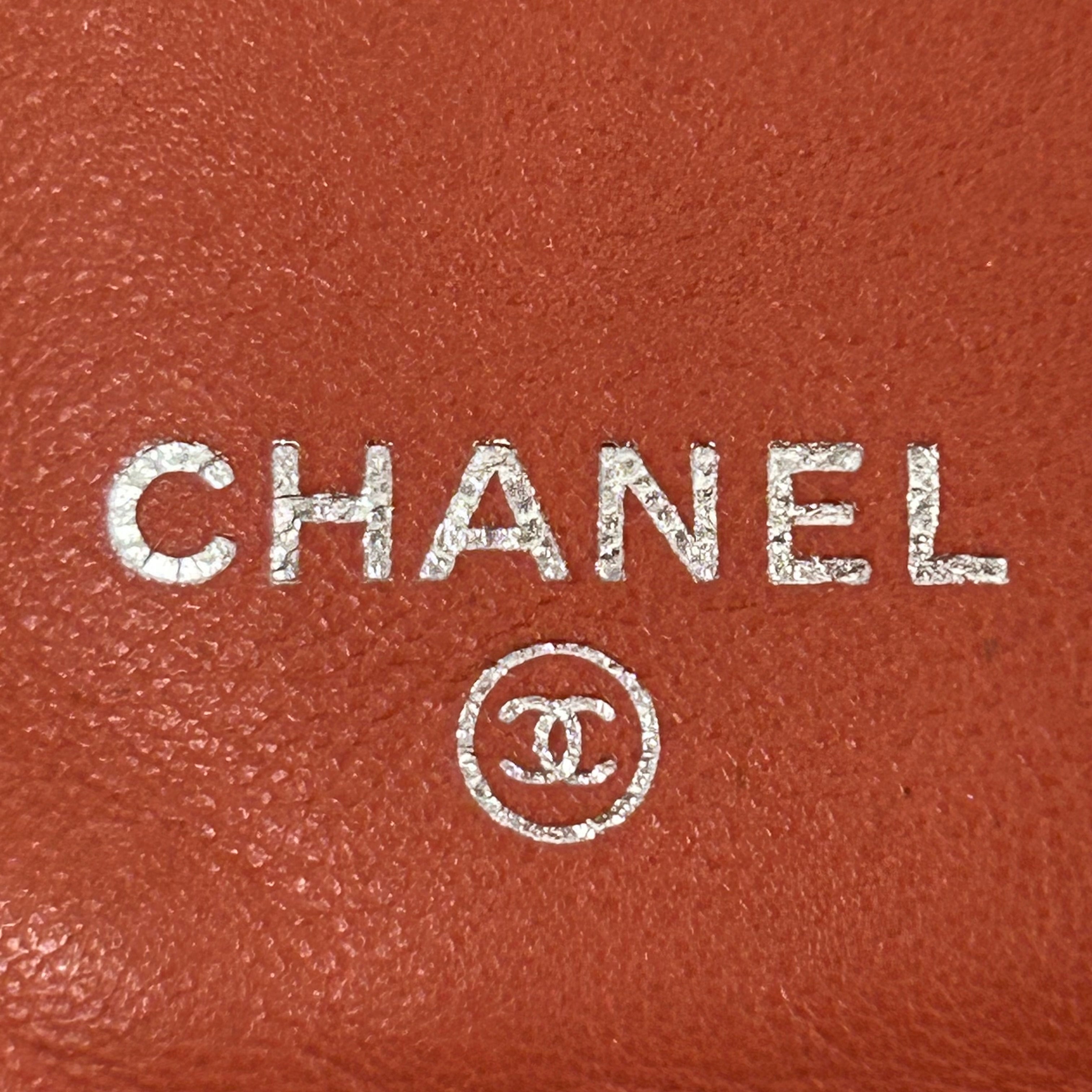 CHANEL/Trifold Wallet/Leather/ORN/L's/PATENT LEATHER QUILTED view 6