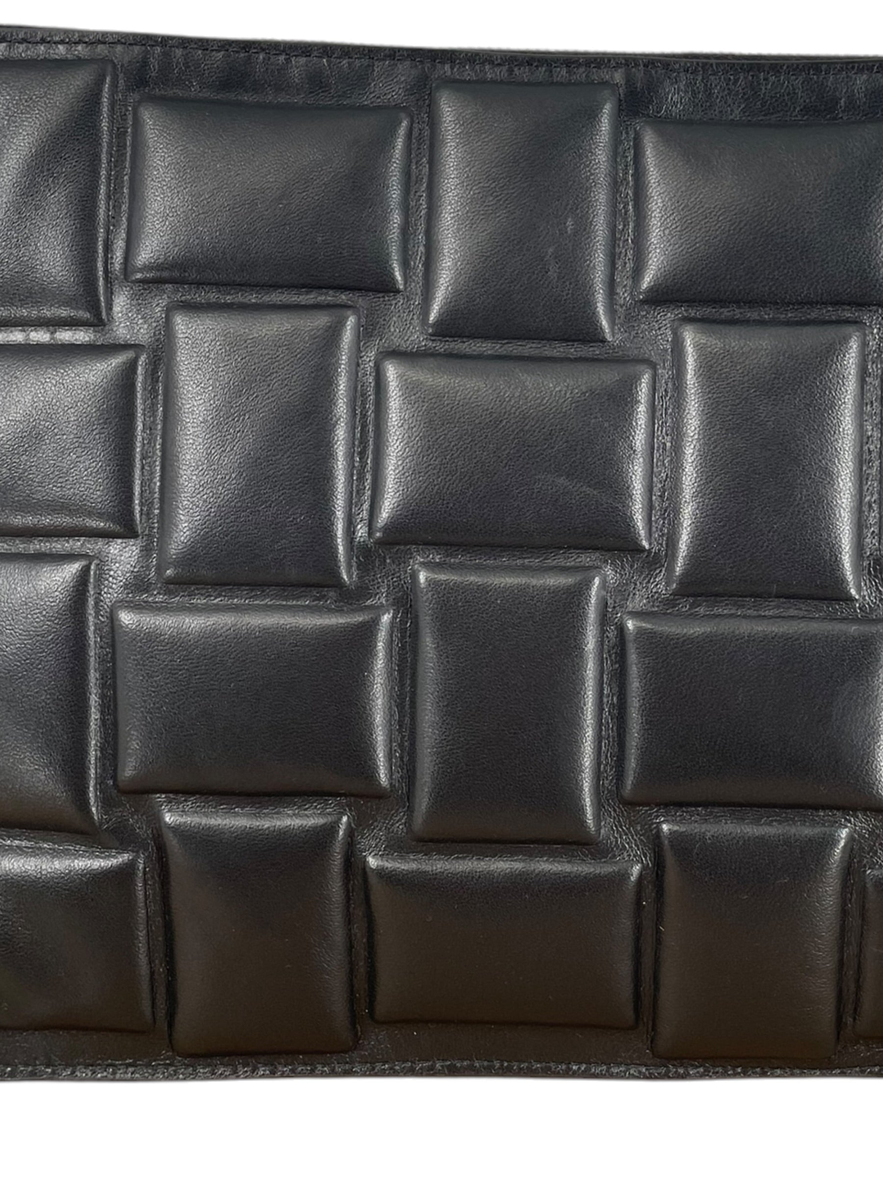 BOTTEGA VENETA/Clutch Bag/Leather/BLK/EMBOSSED CLUTCH view 7