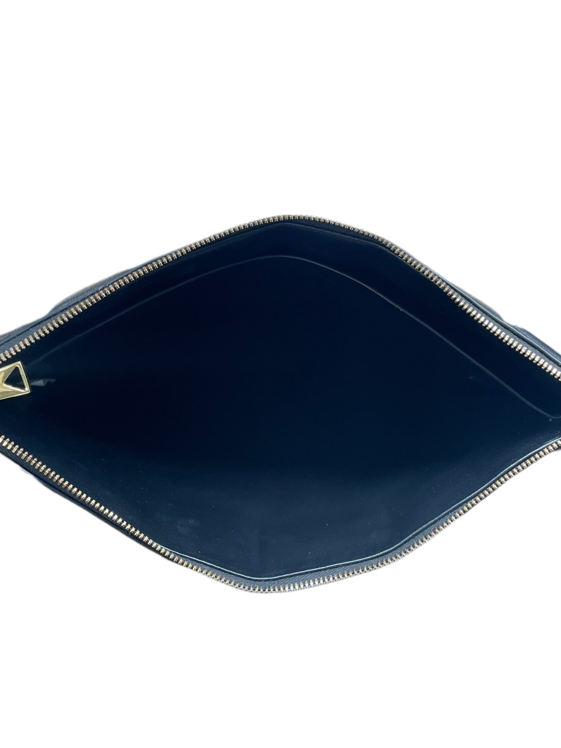 BOTTEGA VENETA/Clutch Bag/Leather/BLK/EMBOSSED CLUTCH view 3