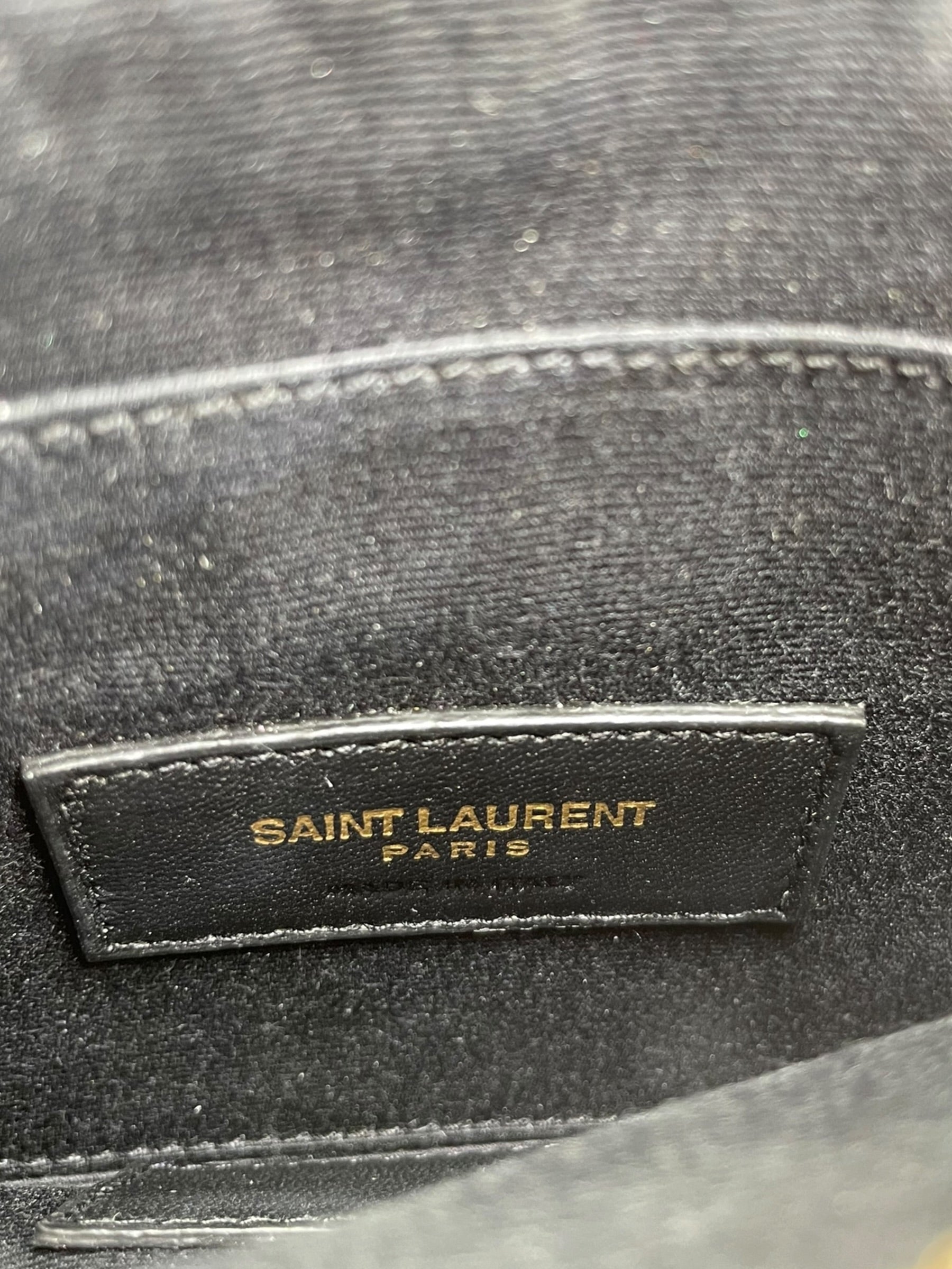 SAINT LAURENT/Pouch/Leather/BLK/MATELASSE POUCH view 4