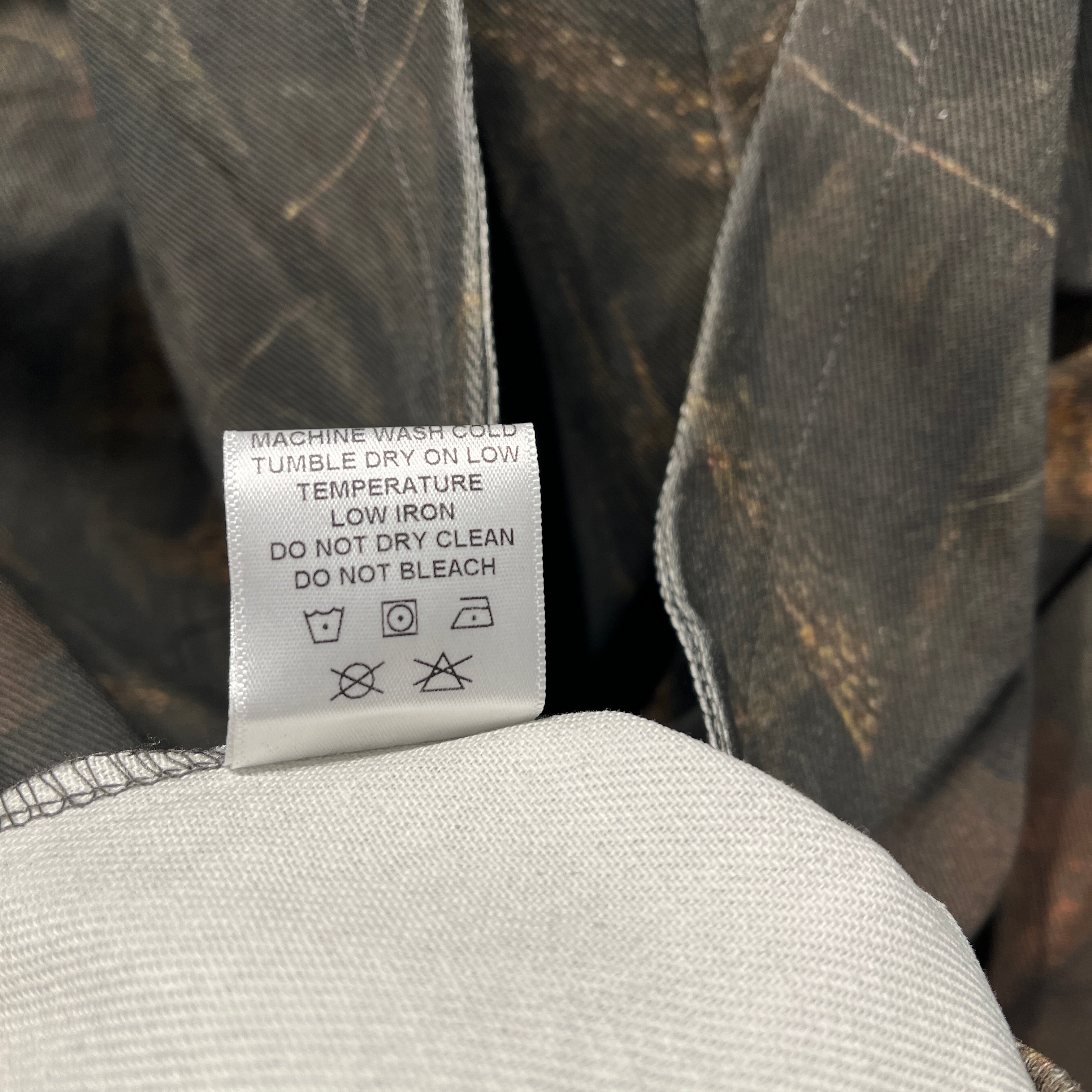 KillTheHype/Hoodie/L/Polyester/BRW/all over SKULLS view 6