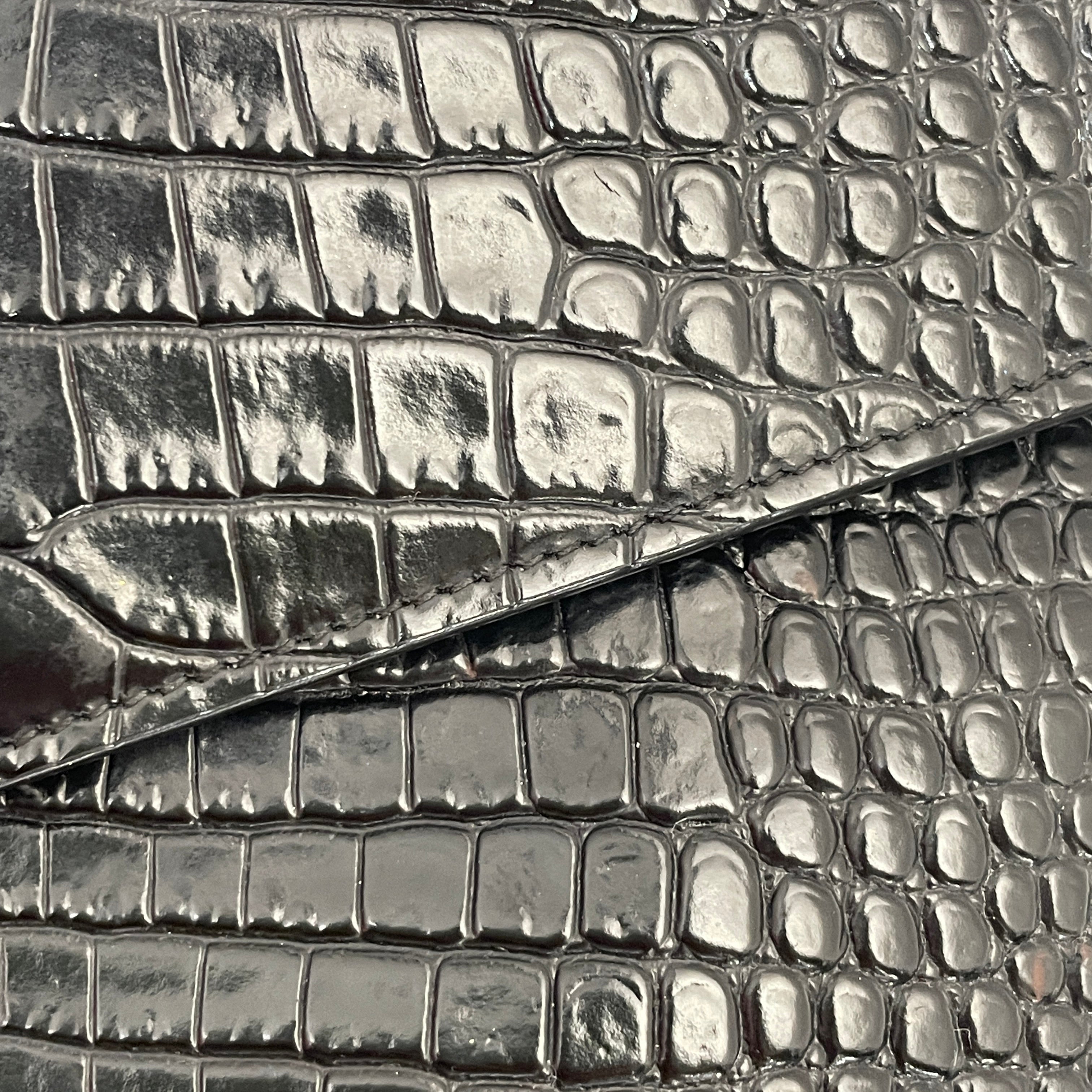 SAINT LAURENT/Pouch/Animal Pattern/Leather/BLK/uptown croc view 5