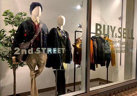 front of 2nd street coming soon
