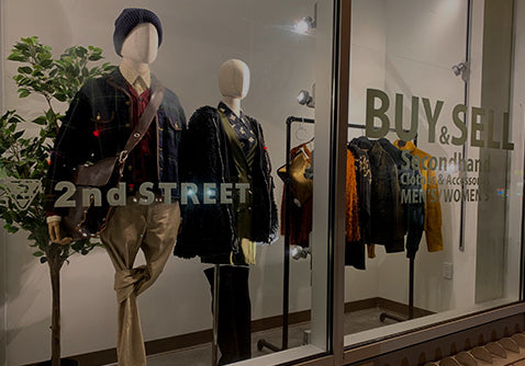 front of 2nd street coming soon
