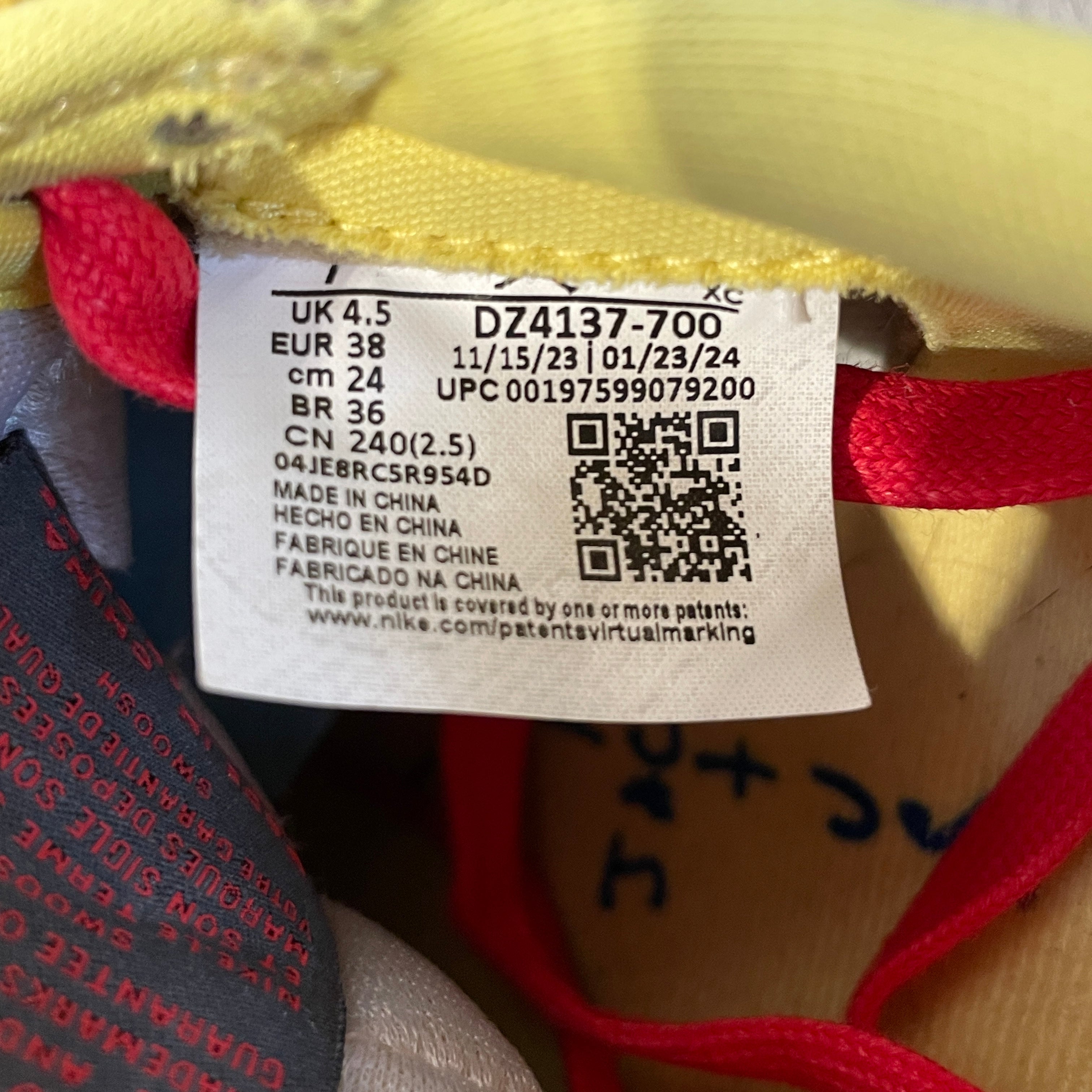 NIKE/Low-Sneakers/US 7/Border/Leather/YEL/TRAVIS SCOTT 'CANARY' view 7